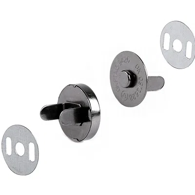 Zapięcie magnetyczne 18mm czarne srebro z nóżkami