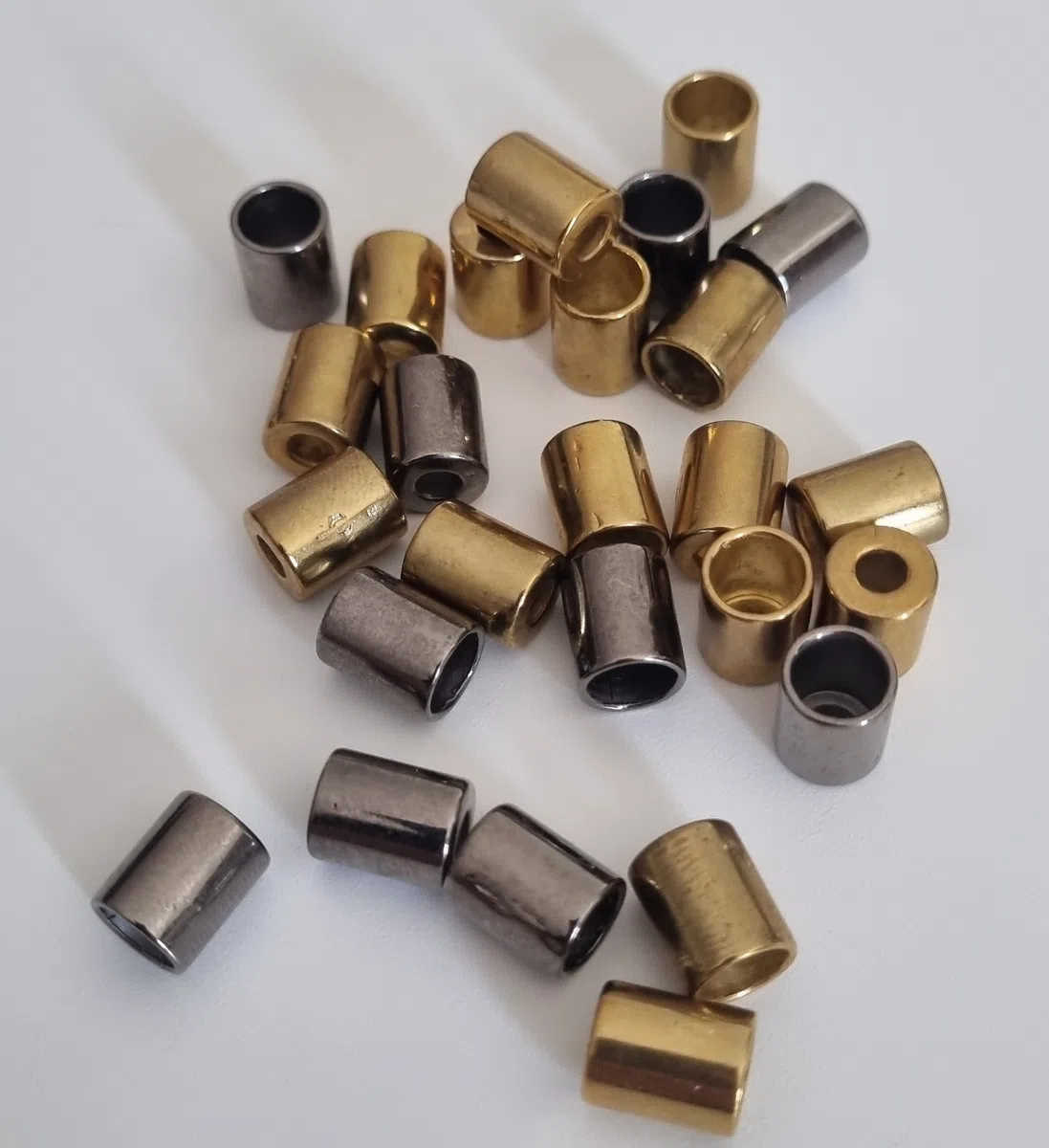 Końcówka metalowa 10 mm złoto 2szt