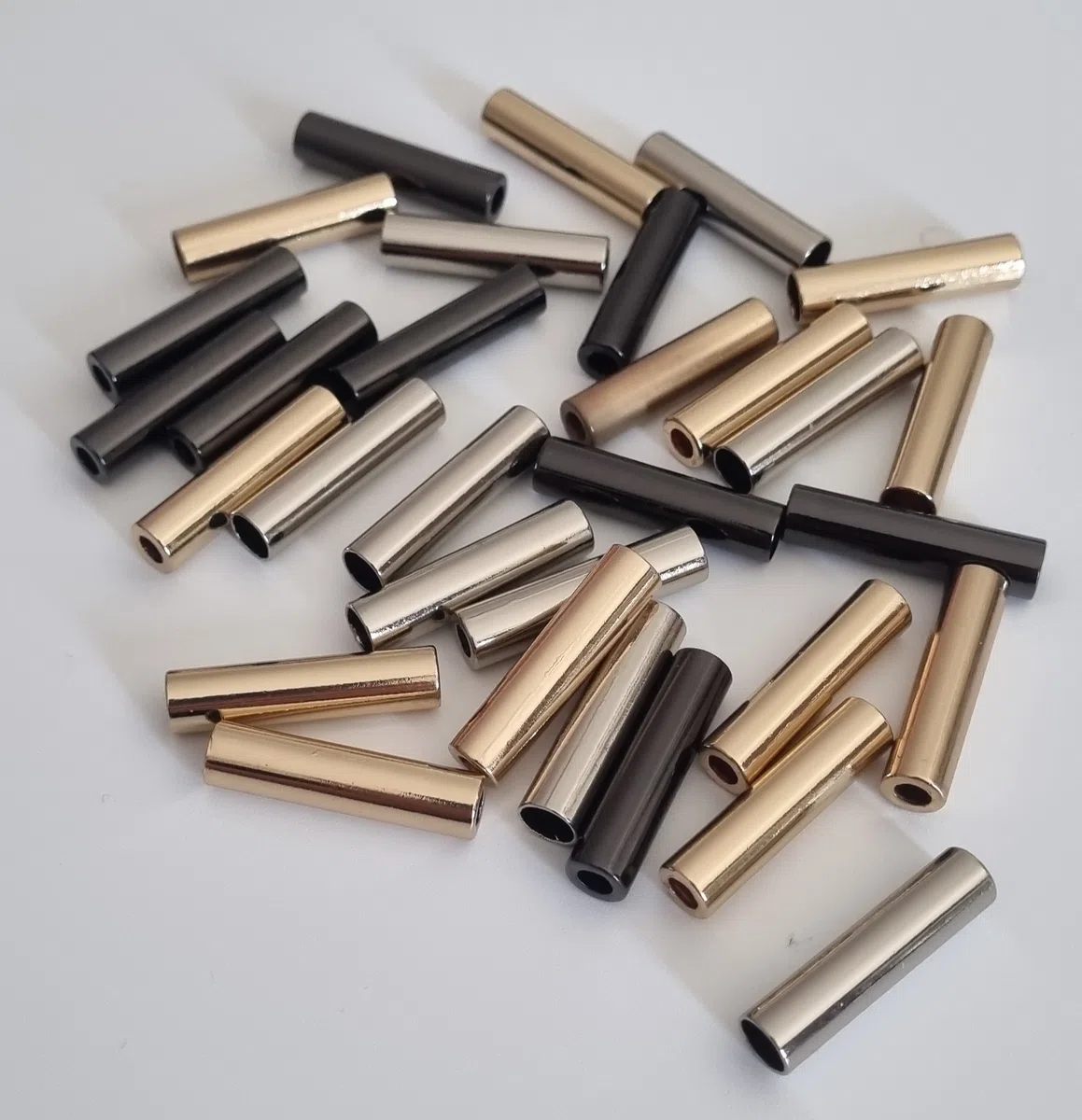 Końcówka metalowa 27 mm złoty 2szt