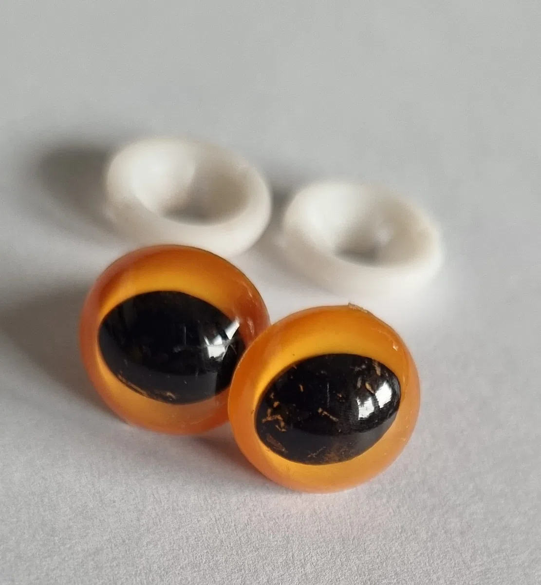 Oczy 15mm kocie pomarańczowe