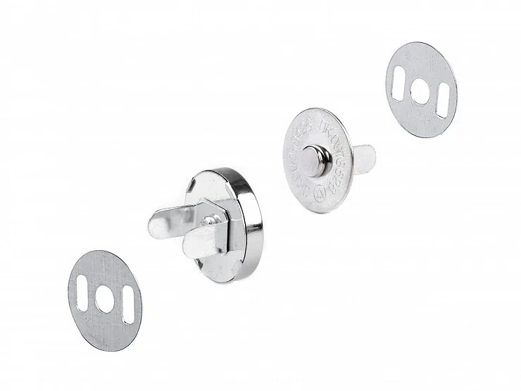 Zapięcie magnetyczne 18mm srebro z nóżkami